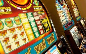 paito togel payment methods displayed on mobile: DANA, OVO, GoPay, ShopeePay, LinkAja, QRIS, and bank transfers